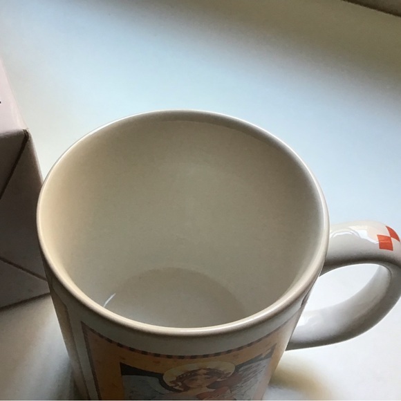 Vintage Mary Engelbreit Holiday Mug - Picture 3 of 7